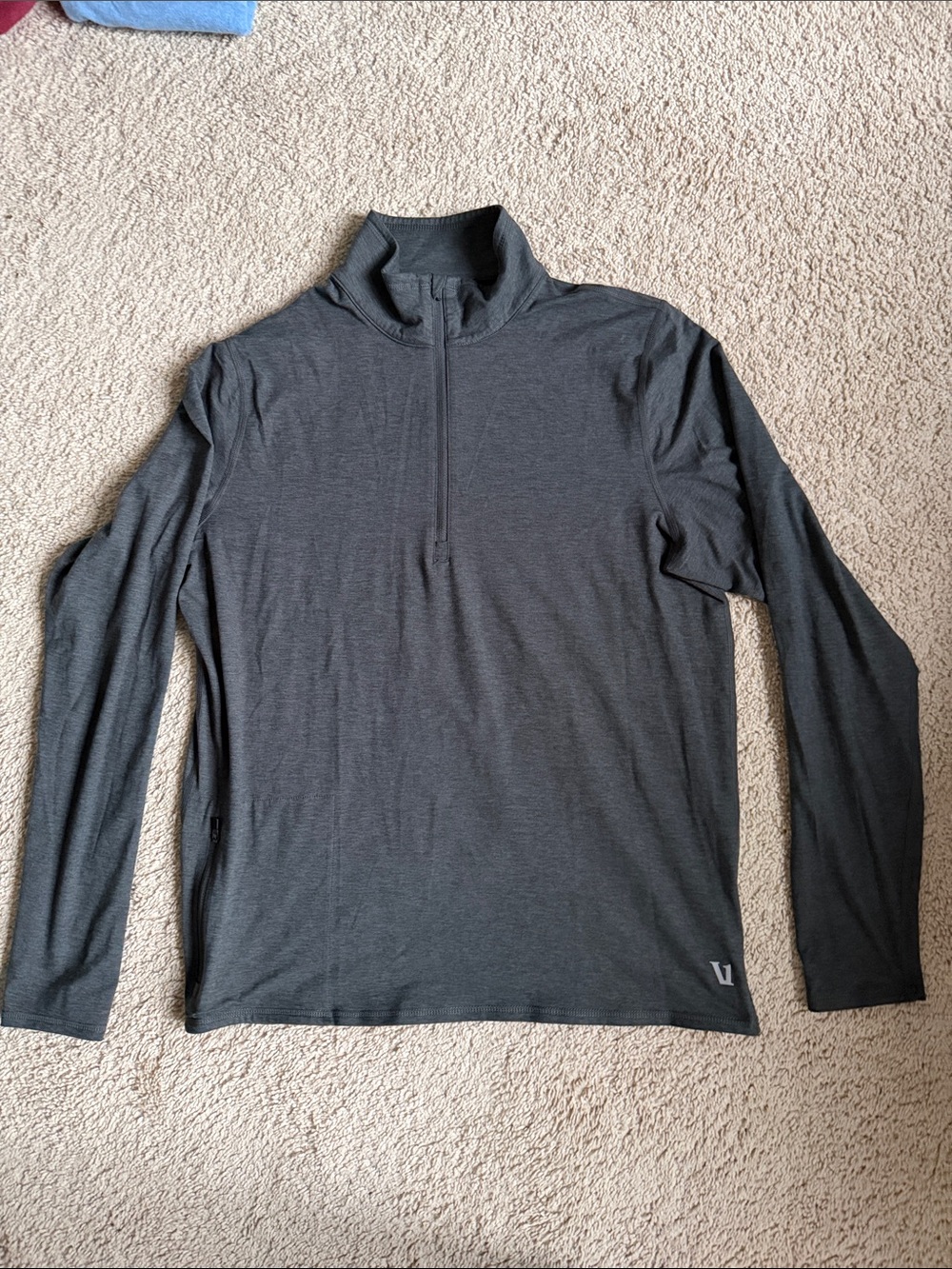 Vuori Men's Charcoal Gray Quarter-Zip Pullover